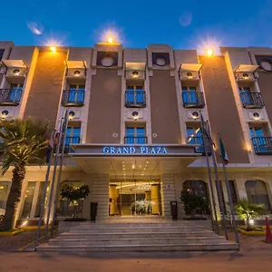 Hotel Grand Plaza - Takhasosi